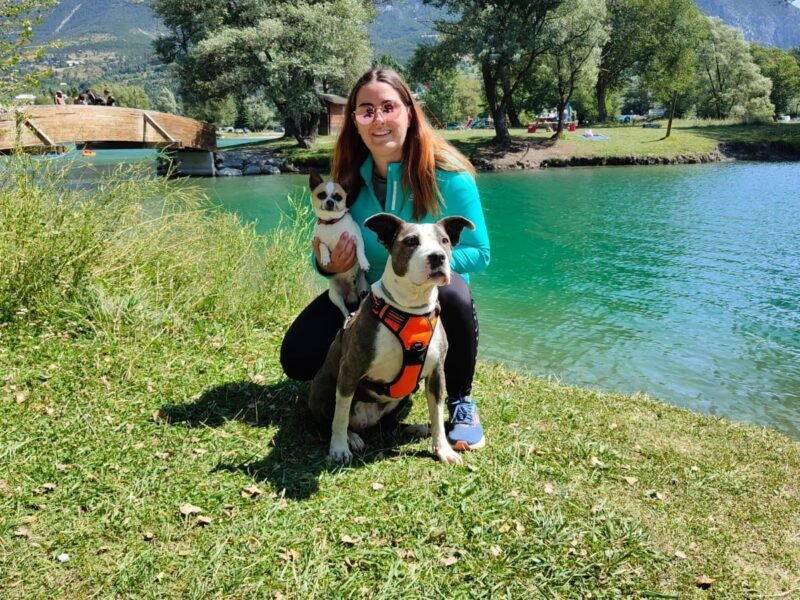 Pet Sitter dans le Gard (30) propose des gardes à mon domicile